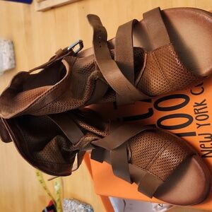 Miz Mooz Bradley Leather Heeled Sandals Size 42